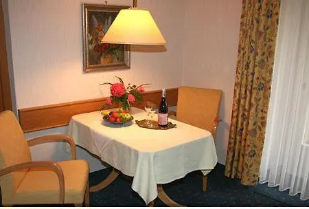 Weilertal Πανσιόν Μπάντενβαϊλερ